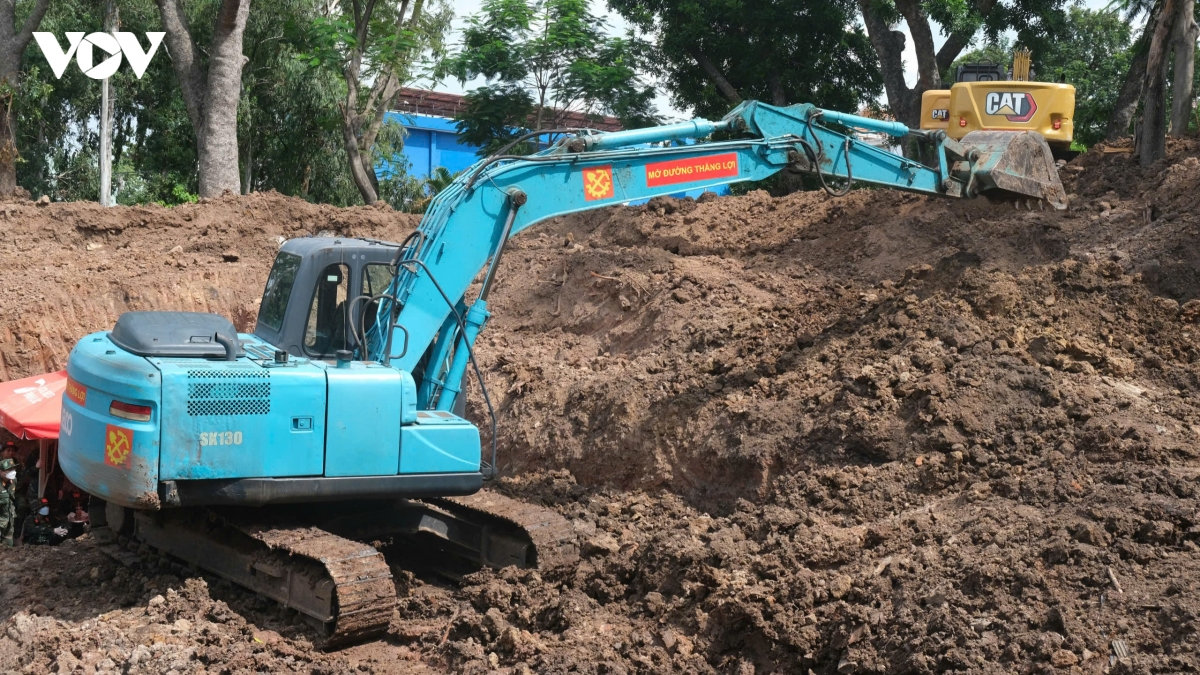phát hiện 10 bộ hài cốt liệt sĩ, 5 di vật tại công viên lê thị riêng hình ảnh 1 phat hien 10 bo hai cot liet si, 5 di vat tai cong vien le thi rieng hinh anh 1