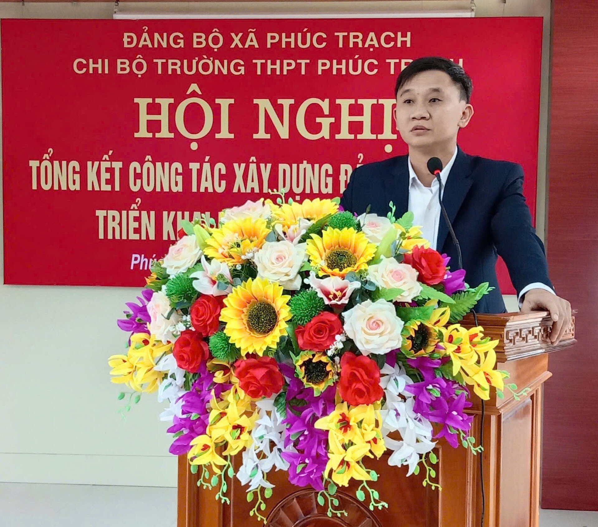 Ông Trần Nam Cương, Phó Hiệu trưởng Trường THPT Phúc Trạch. (Ảnh: D.C)