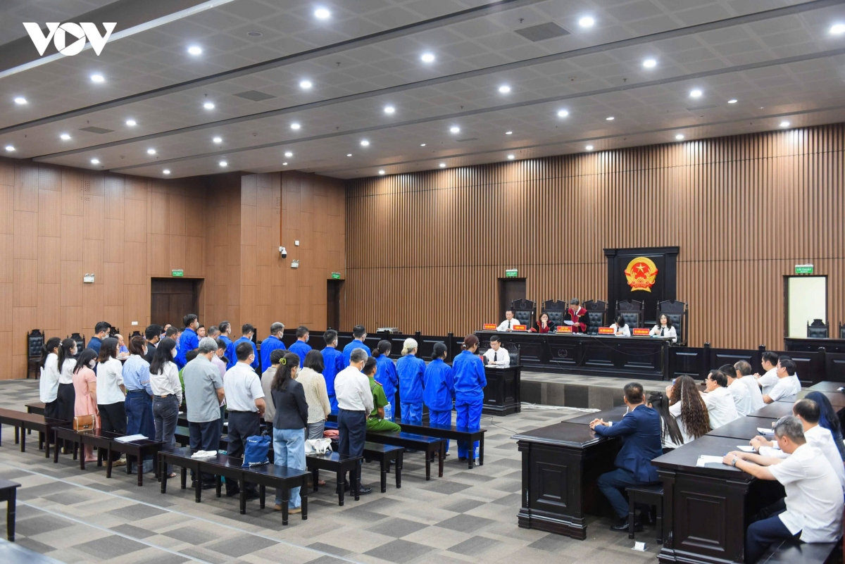 cựu thứ trưởng nguyễn bá hoan nhận mức án 12 năm tù về tội nhận hối lộ hình ảnh 2 cuu thu truong nguyen ba hoan nhan muc an 12 nam tu ve toi nhan hoi lo hinh anh 2