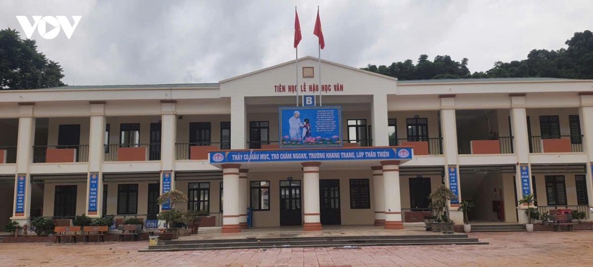 truong noi tru vung bien thanh hoa gap rut ve dich truoc nam hoc moi hinh anh 3