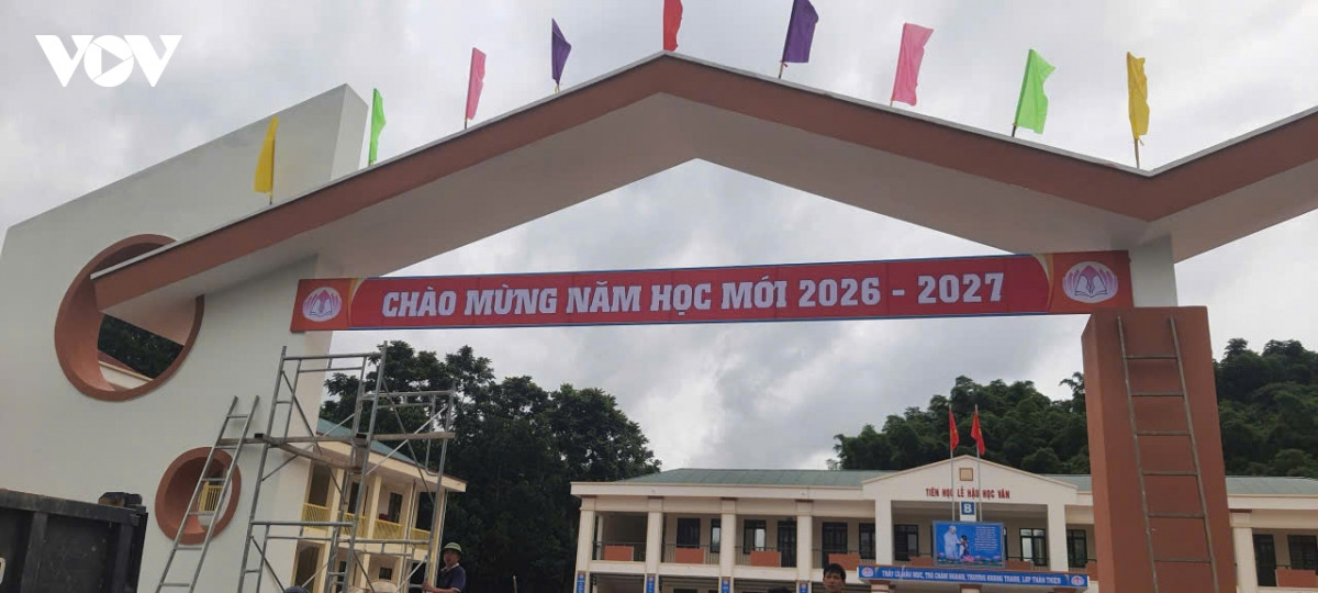 truong noi tru vung bien thanh hoa gap rut ve dich truoc nam hoc moi hinh anh 2
