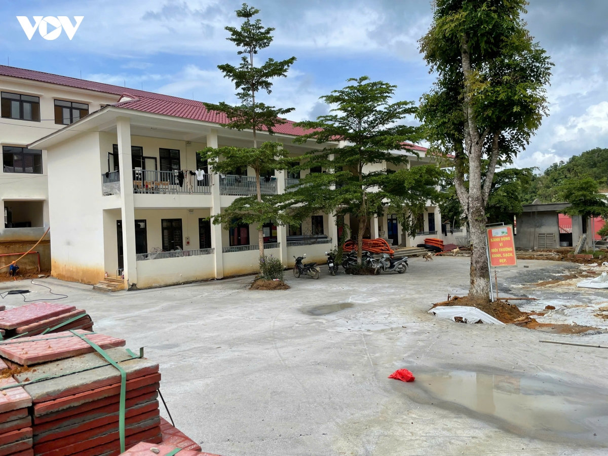 truong noi tru vung bien thanh hoa gap rut ve dich truoc nam hoc moi hinh anh 14