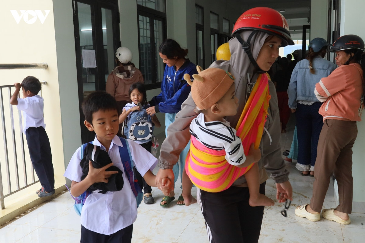 xây trường, dựng điểm tựa nơi phên dậu tổ quốc hình ảnh 3 xay truong, dung diem tua noi phen dau to quoc hinh anh 3