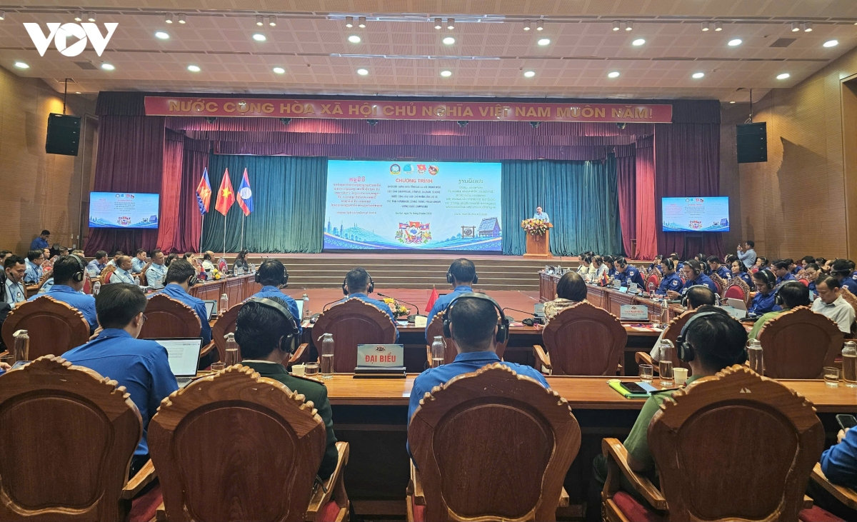 gia lai giao luu thanh nien viet nam - lao - campuchia hinh anh 1