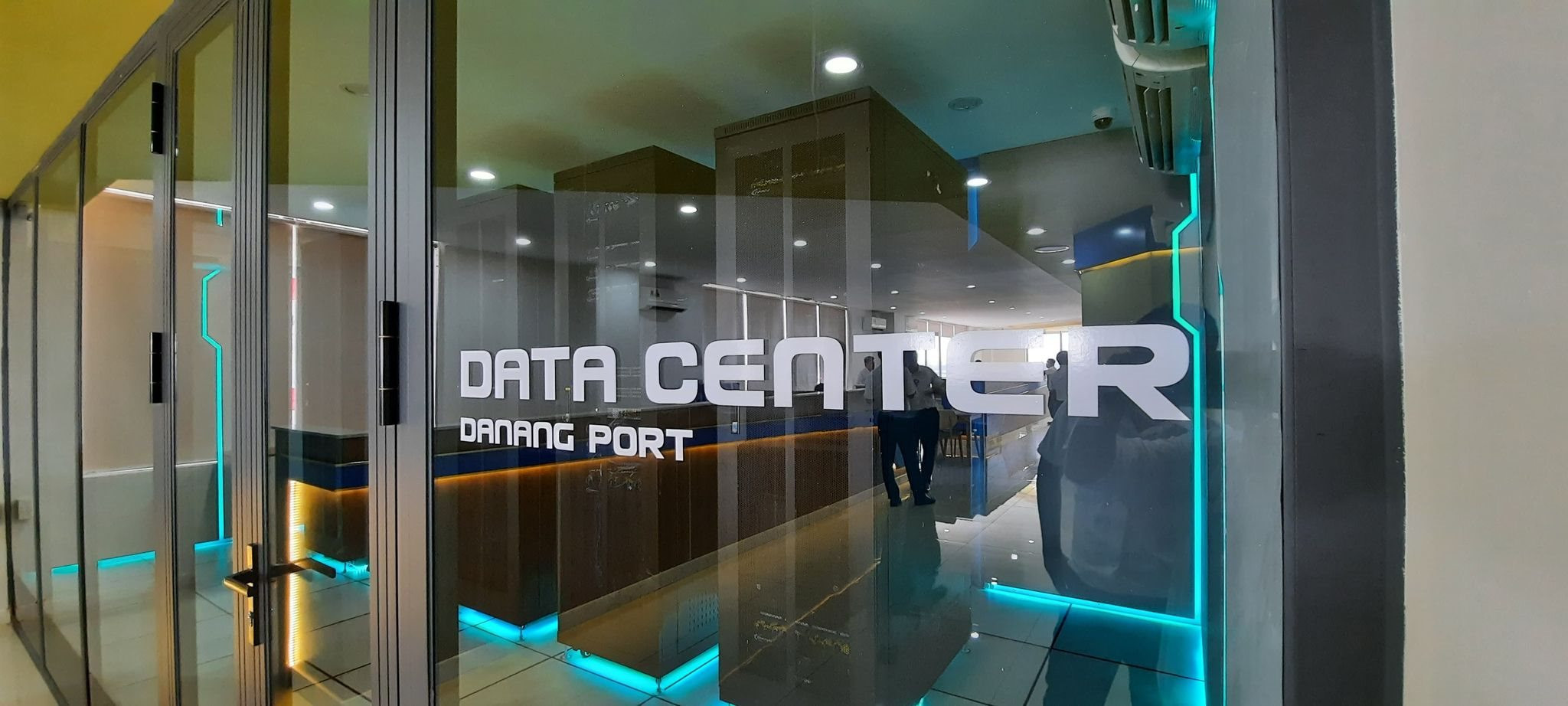 data-center.jpg