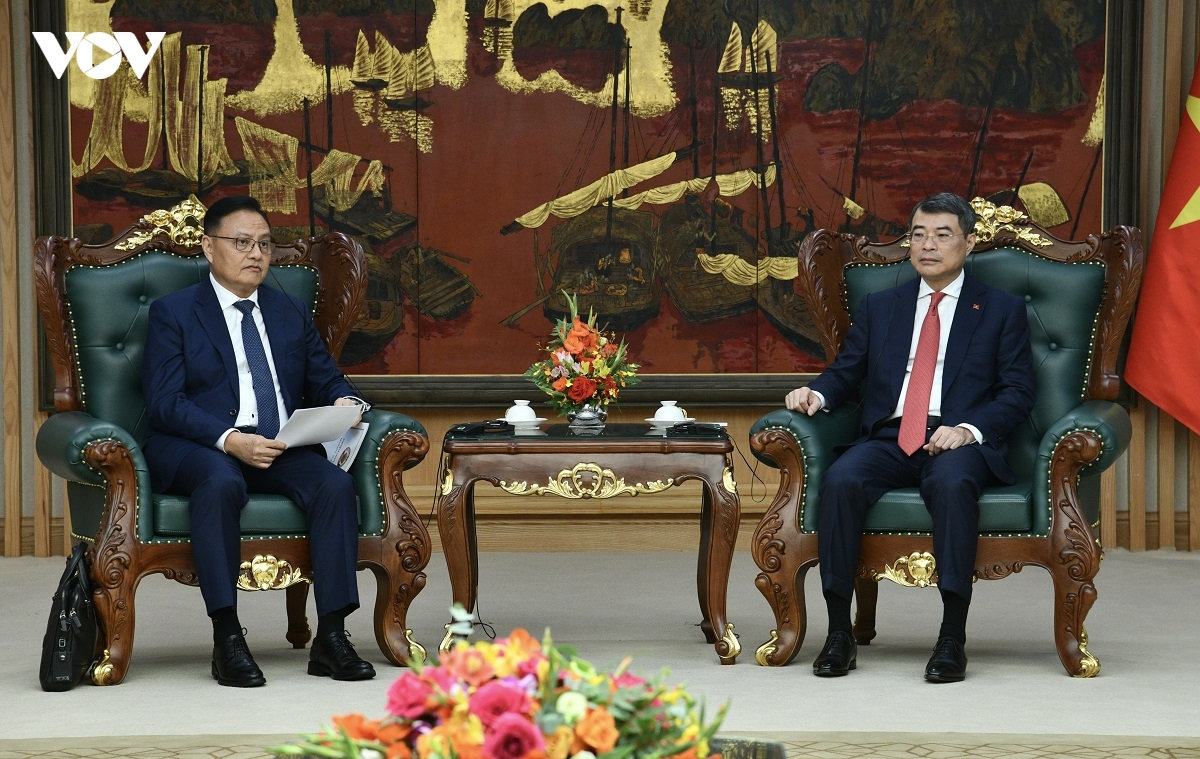 thủ tướng lê minh hưng tiếp phó thủ tướng, bộ trưởng bộ tài chính lào hình ảnh 2 thu tuong le minh hung tiep pho thu tuong, bo truong bo tai chinh lao hinh anh 2