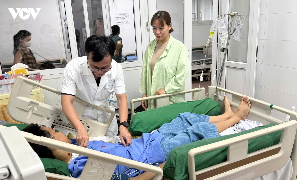 nam sinh 17 tuổi ngừng tim sau 2 tuần tưởng chỉ bị cảm cúm hình ảnh 1 nam sinh 17 tuoi ngung tim sau 2 tuan tuong chi bi cam cum hinh anh 1