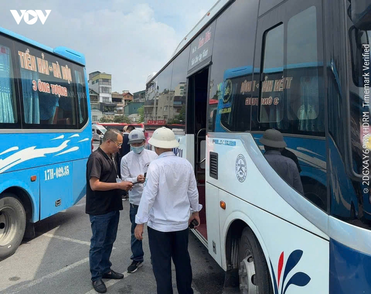 ngày đầu nghỉ lễ 2 9 bến xe hà nội vắng khách, nội bài vẫn thông thoáng hình ảnh 12 ngay dau nghi le 2 9 ben xe ha noi vang khach, noi bai van thong thoang hinh anh 12