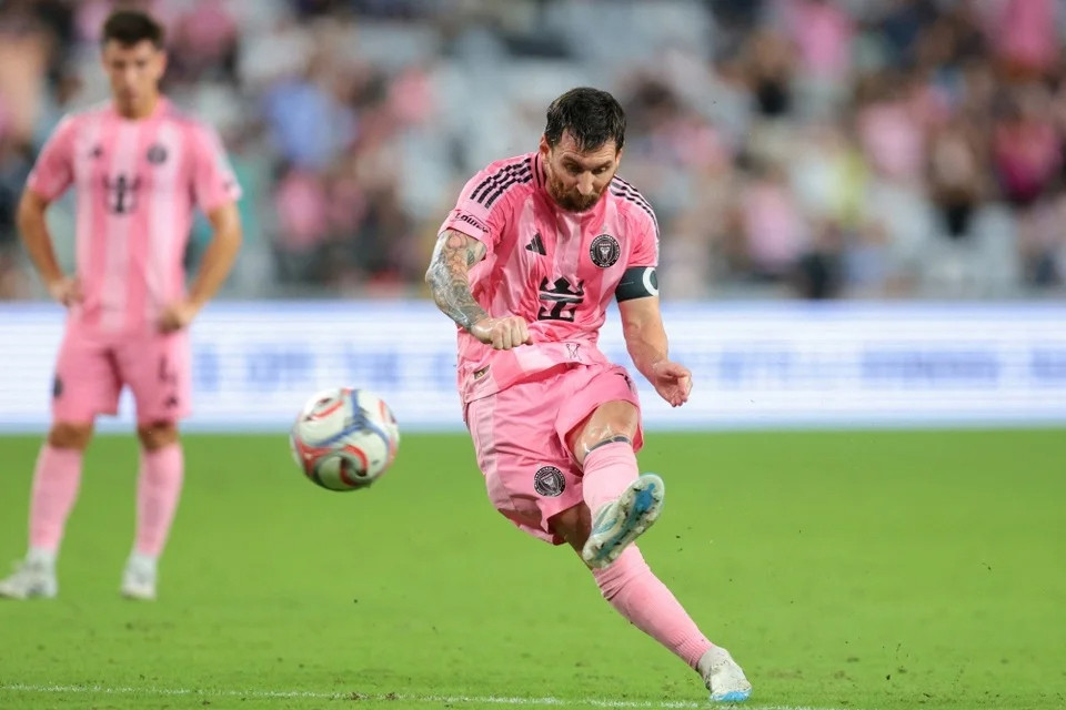Messi ghi 4 bàn và kiến tạo một lần trong chiến thắng 7-1 của Inter Miami trước CF Montreal.