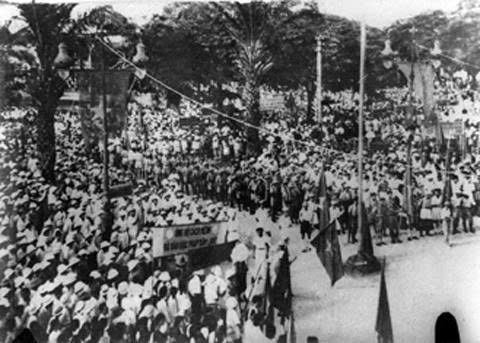 bật mở 15 ngày vàng lịch sử năm 1945 hình ảnh 3 bat mo 15 ngay vang lich su nam 1945 hinh anh 3