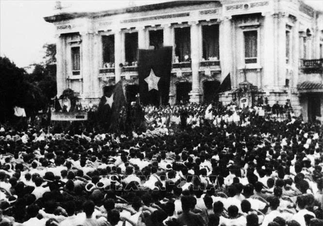 bật mở 15 ngày vàng lịch sử năm 1945 hình ảnh 4 bat mo 15 ngay vang lich su nam 1945 hinh anh 4