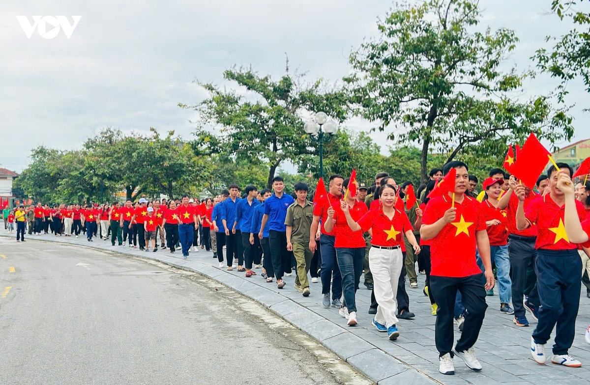  cung viet nam tien buoc 2026 - hanh trinh 10 ty buoc xanh hinh anh 4
