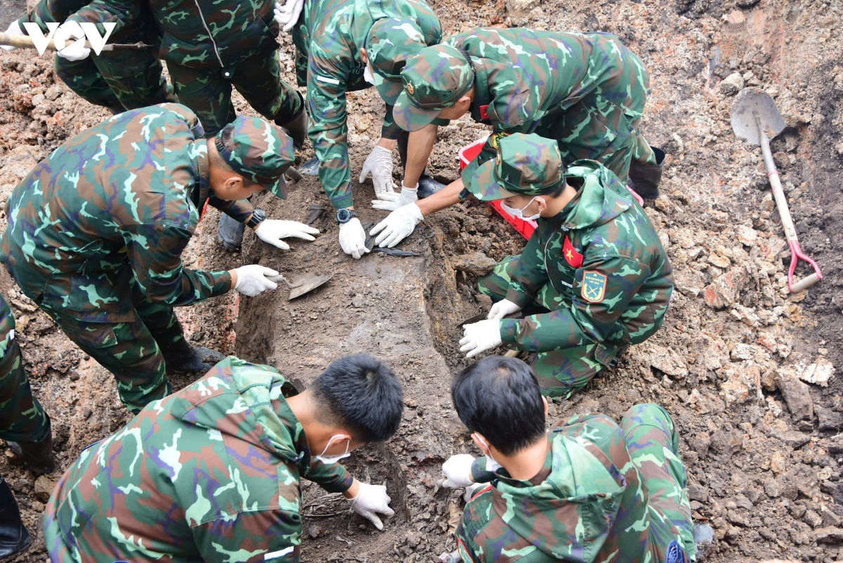 quy tap them 15 hai cot liet si tai cong vien le thi rieng hinh anh 2
