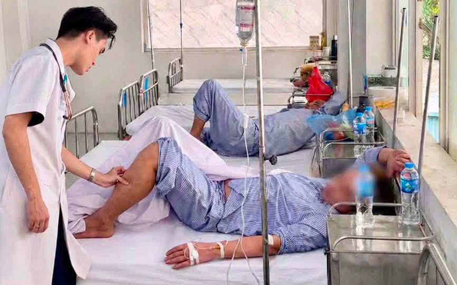 Thoái hóa khớp gối là bệnh lý cơ xương khớp phổ biến ở người trung niên và cao tuổi
