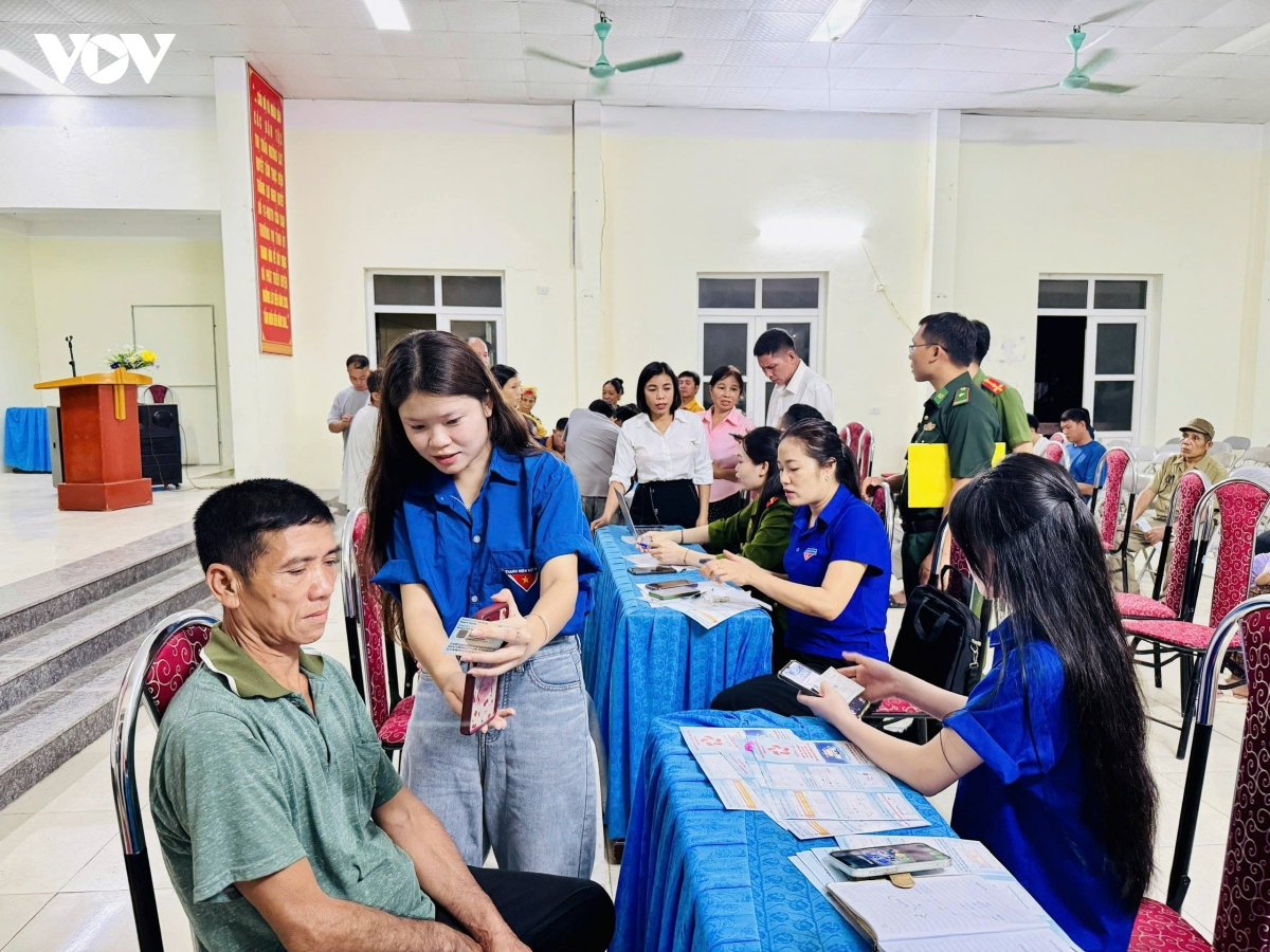chuyển đổi số ở vùng biên sau hơn 1 năm vận hành chính quyền địa phương 2 cấp hình ảnh 2 chuyen doi so o vung bien sau hon 1 nam van hanh chinh quyen dia phuong 2 cap hinh anh 2