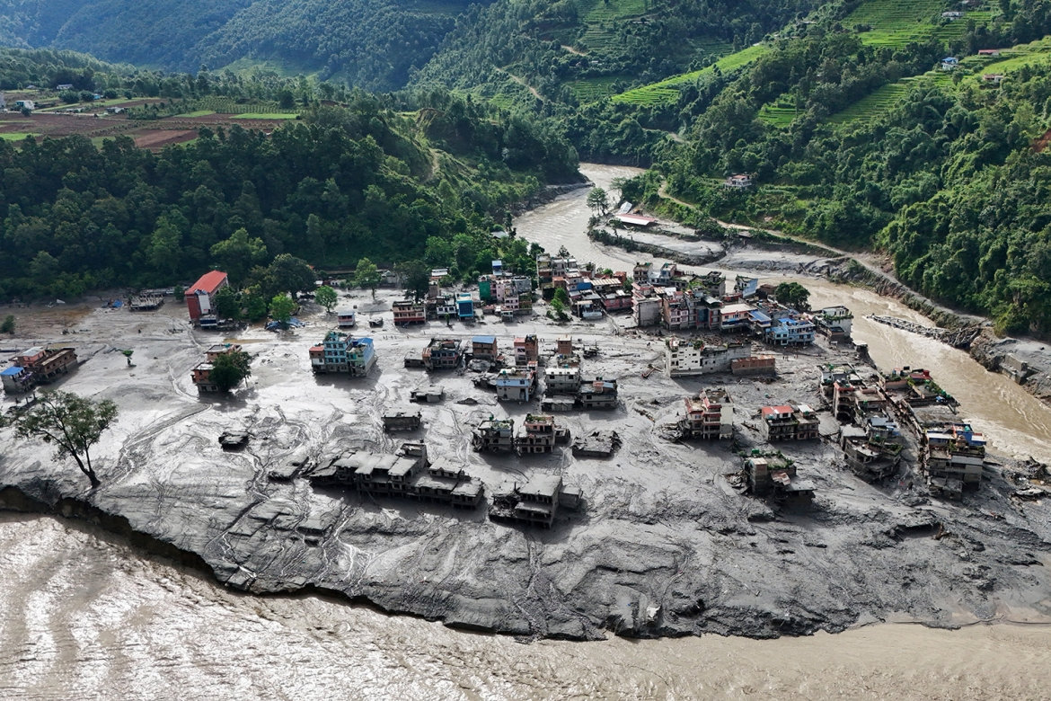 lu quet nepal he lo hiem hoa tu day himalaya dang am len hinh anh 1