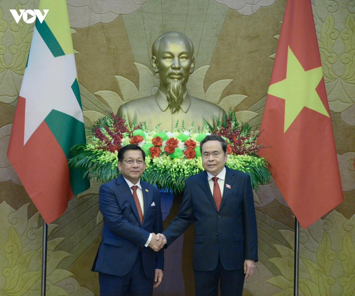 chu tich quoc hoi tran thanh man hoi kien tong thong myanmar min aung hlaing hinh anh 5