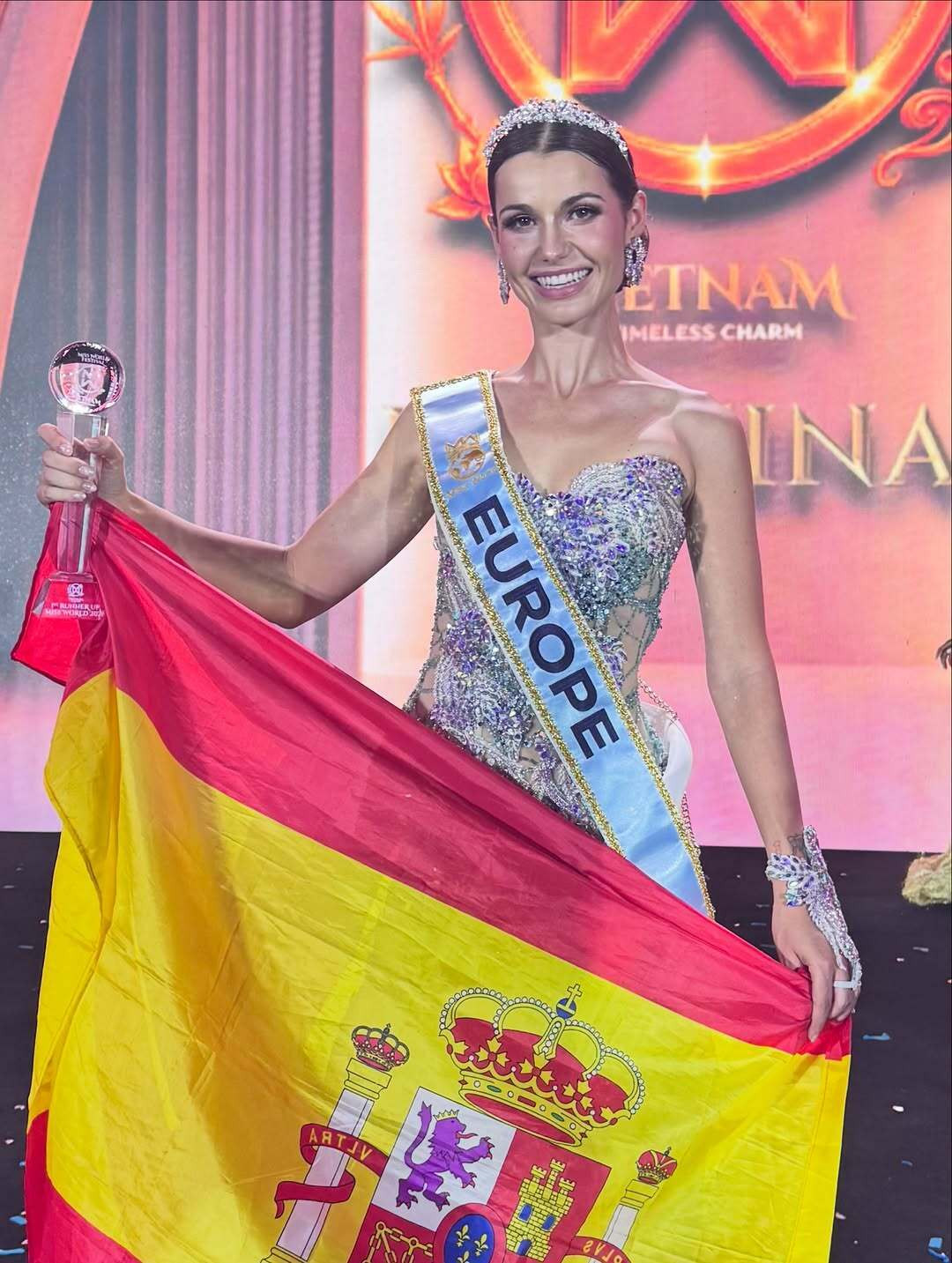 Elisabeth Reynés giành ngôi Á hậu 1 tại chung kết Miss World 2026.