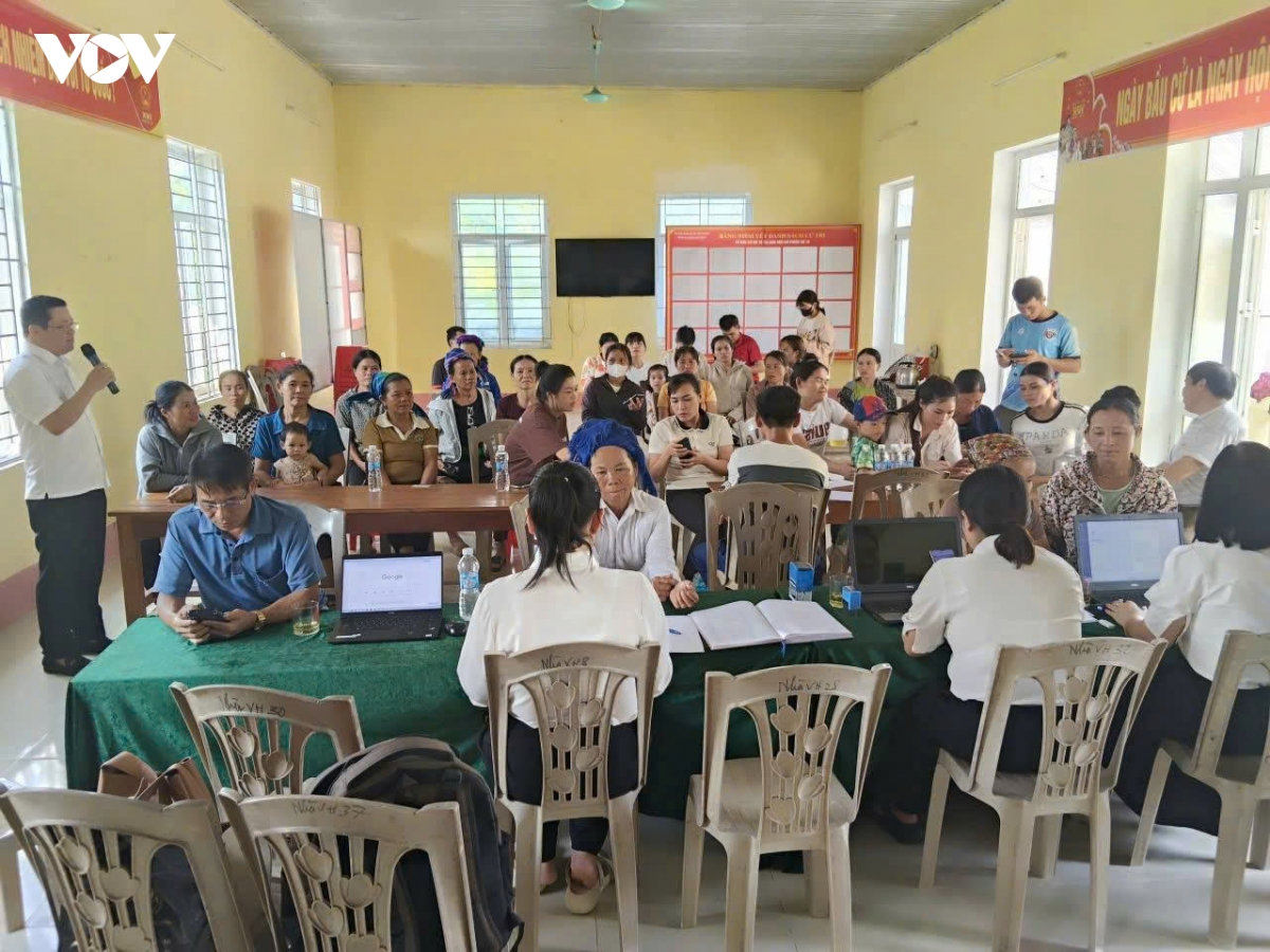 từ chiếc bàn học đến dịch vụ công tận bản chính quyền đổi cách làm hình ảnh 4 tu chiec ban hoc den dich vu cong tan ban chinh quyen doi cach lam hinh anh 4