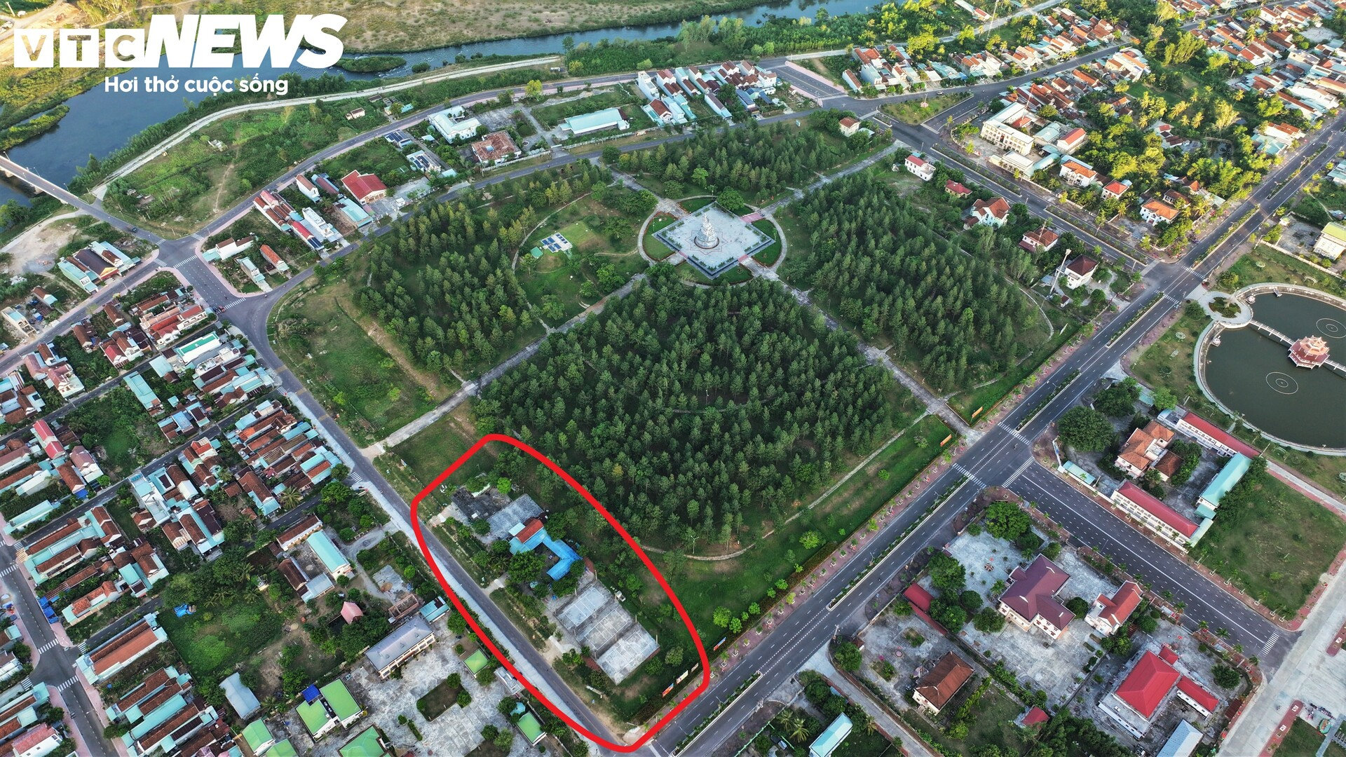 8.000m² đất di tích ở Gia Lai cho thuê trái phép: Vì sao 4 năm chưa thể thu hồi? - 2