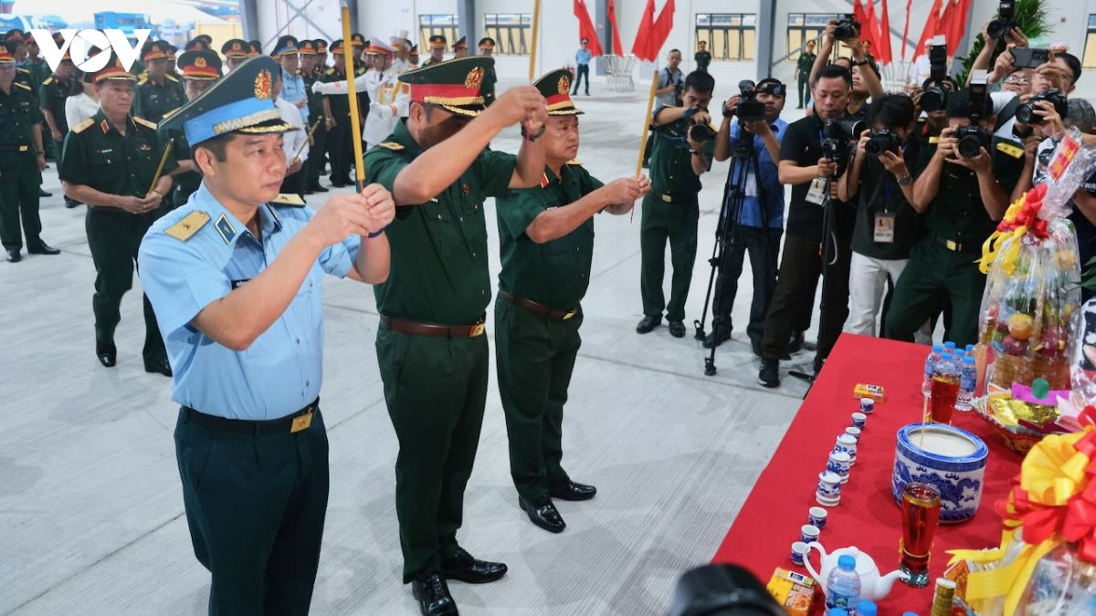 Dua hon 13.500 mau hai cot liet si tu Dong nai, tay ninh, lam Dong di giam dinh adn hinh anh 5