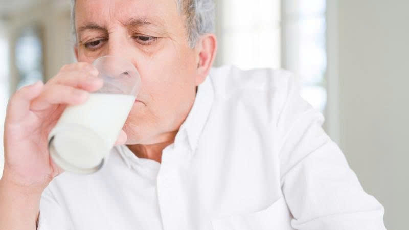 sau tuổi 50, ăn gì để xương khớp vẫn dẻo dai hình ảnh 1 sau tuoi 50, an gi de xuong khop van deo dai hinh anh 1