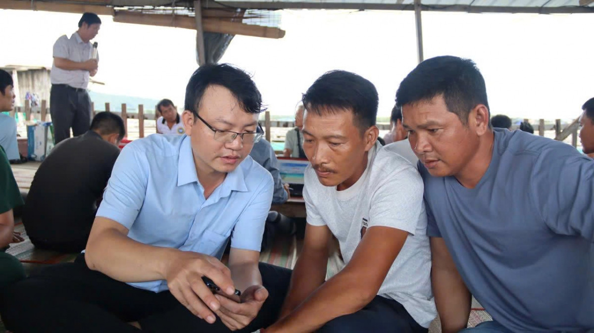 chuyển đổi số đi từng ngõ, gõ từng nhà, rà từng bè ở tp.hcm hình ảnh 2 chuyen doi so di tung ngo, go tung nha, ra tung be o tp.hcm hinh anh 2