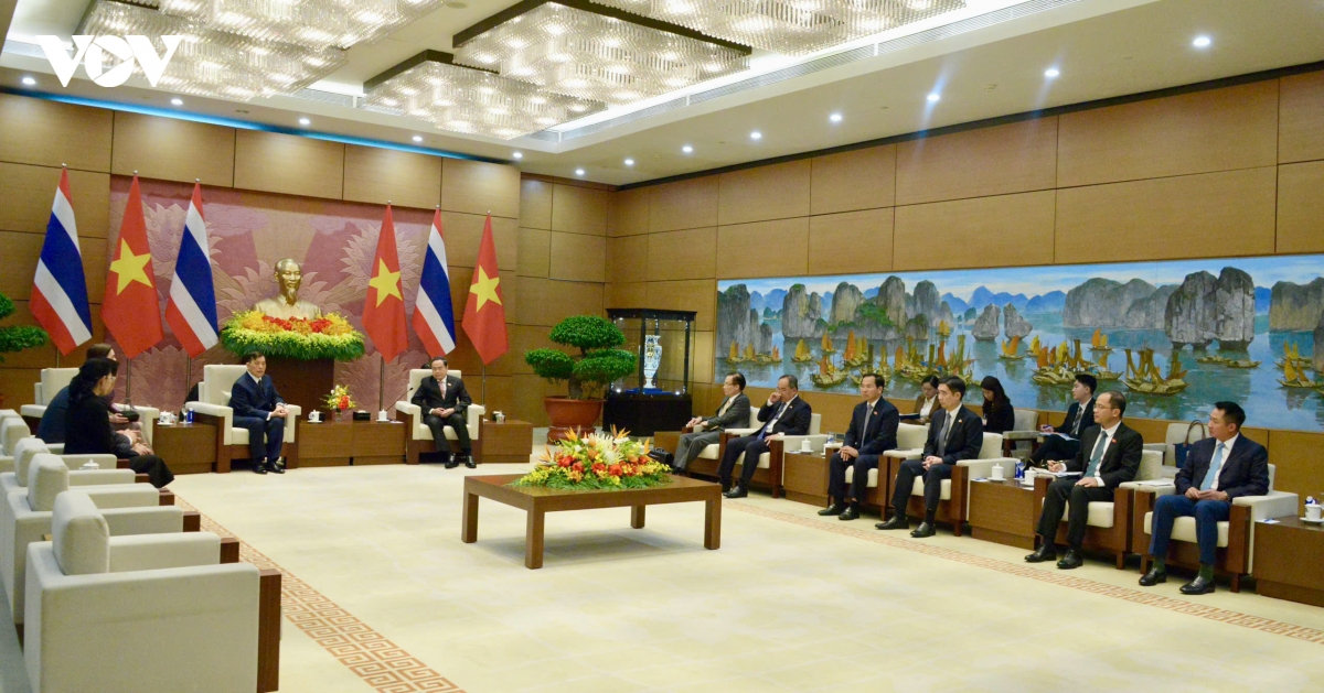 chu tich quoc hoi tran thanh man hoi kien nha vua vuong quoc thai lan hinh anh 7