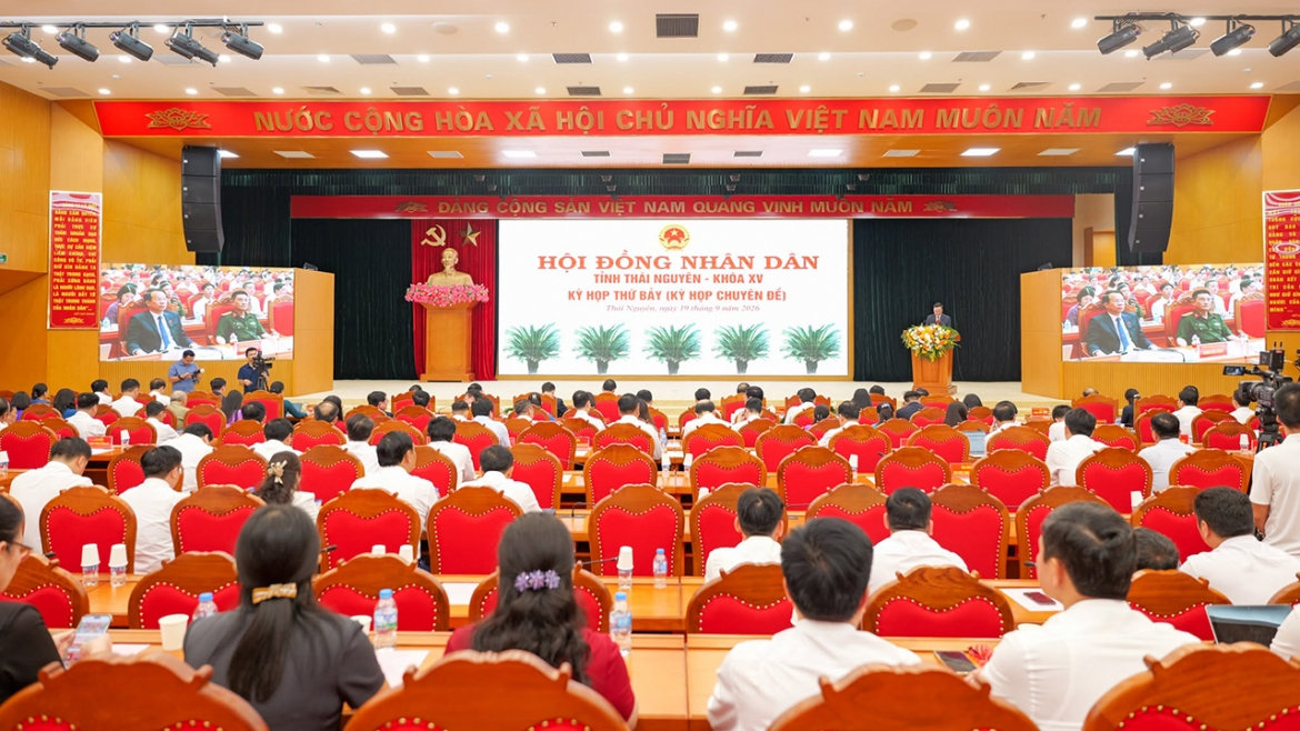 Ông nguyễn thế mạnh được bầu giữ chức chủ tịch ubnd tỉnh thái nguyên hình ảnh 1 Ong nguyen the manh duoc bau giu chuc chu tich ubnd tinh thai nguyen hinh anh 1