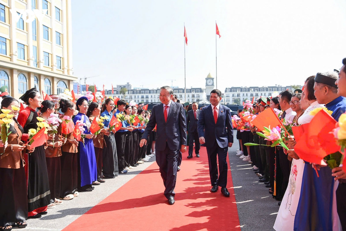 tổng bí thư, chủ tịch nước tô lâm dự lễ công bố thành lập thành phố bắc ninh hình ảnh 1 tong bi thu, chu tich nuoc to lam du le cong bo thanh lap thanh pho bac ninh hinh anh 1