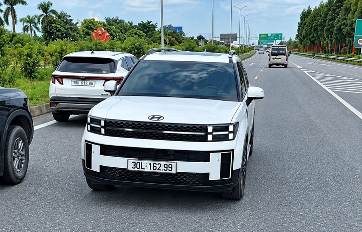 Đi ngược chiều trên quốc lộ 1 ở bắc ninh, tài xế bị phạt gần 20 triệu đồng hình ảnh 1 Di nguoc chieu tren quoc lo 1 o bac ninh, tai xe bi phat gan 20 trieu dong hinh anh 1
