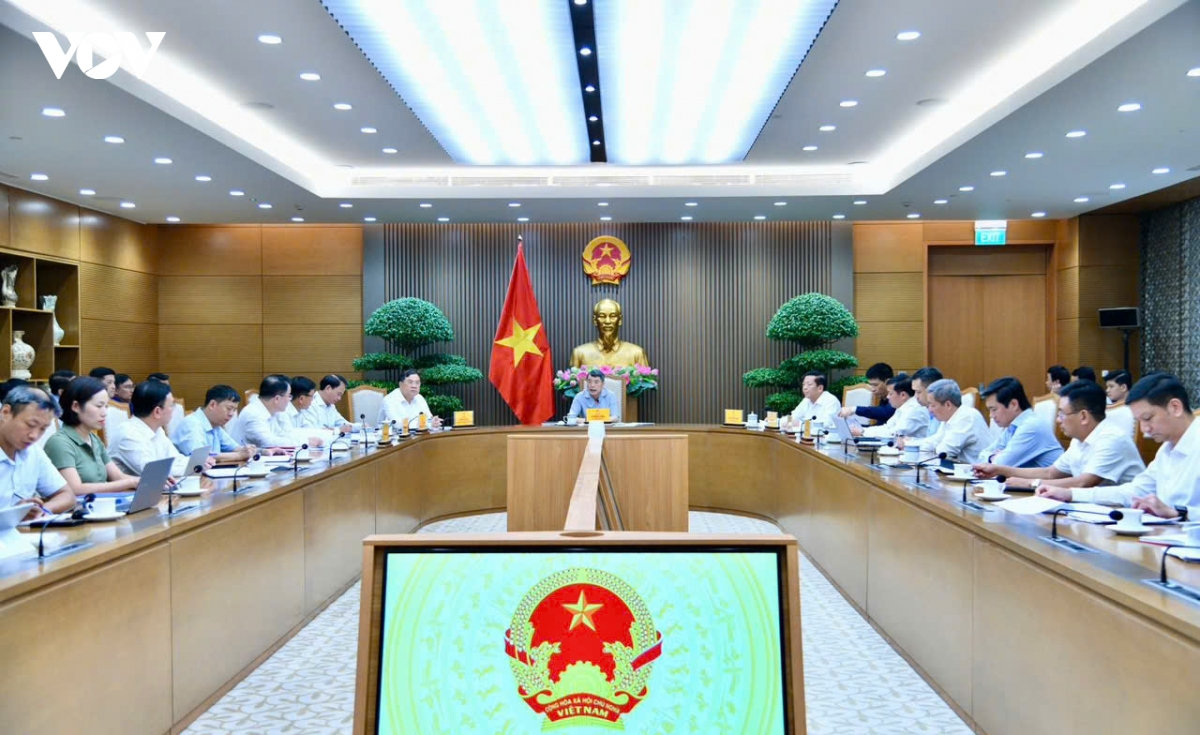 thu tuong lam viec voi bo xay dung va cac bo, nganh ve cac du an trong diem hinh anh 2