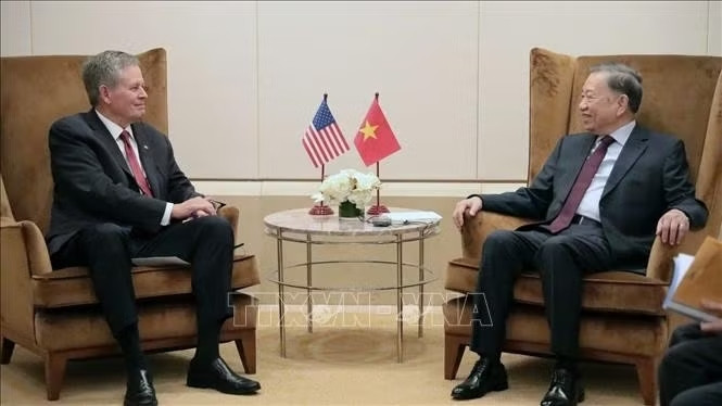 tổng bí thư, chủ tịch nước tô lâm tiếp thượng nghị sĩ hoa kỳ steve daines hình ảnh 1 tong bi thu, chu tich nuoc to lam tiep thuong nghi si hoa ky steve daines hinh anh 1