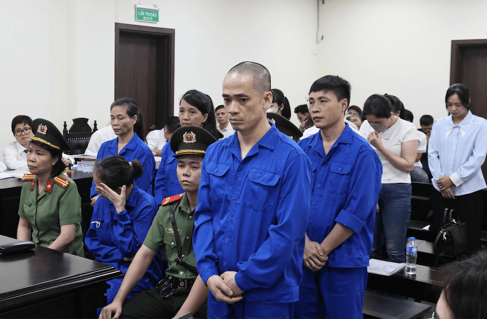 Các bị cáo tại phiên tòa. (Ảnh: TN)