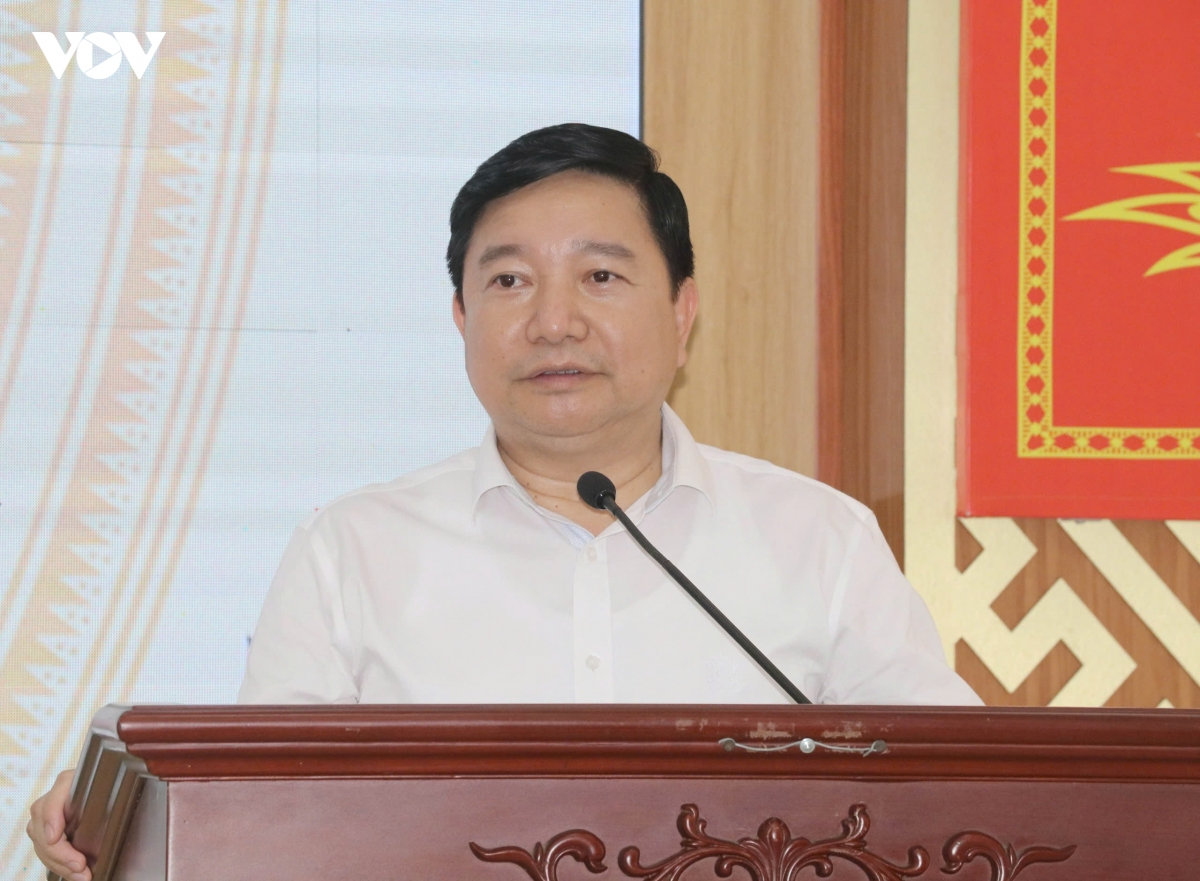 nam sinh cứu hai em nhỏ đuối nước được chủ tịch tỉnh ninh bình tặng bằng khen hình ảnh 2 nam sinh cuu hai em nho duoi nuoc duoc chu tich tinh ninh binh tang bang khen hinh anh 2