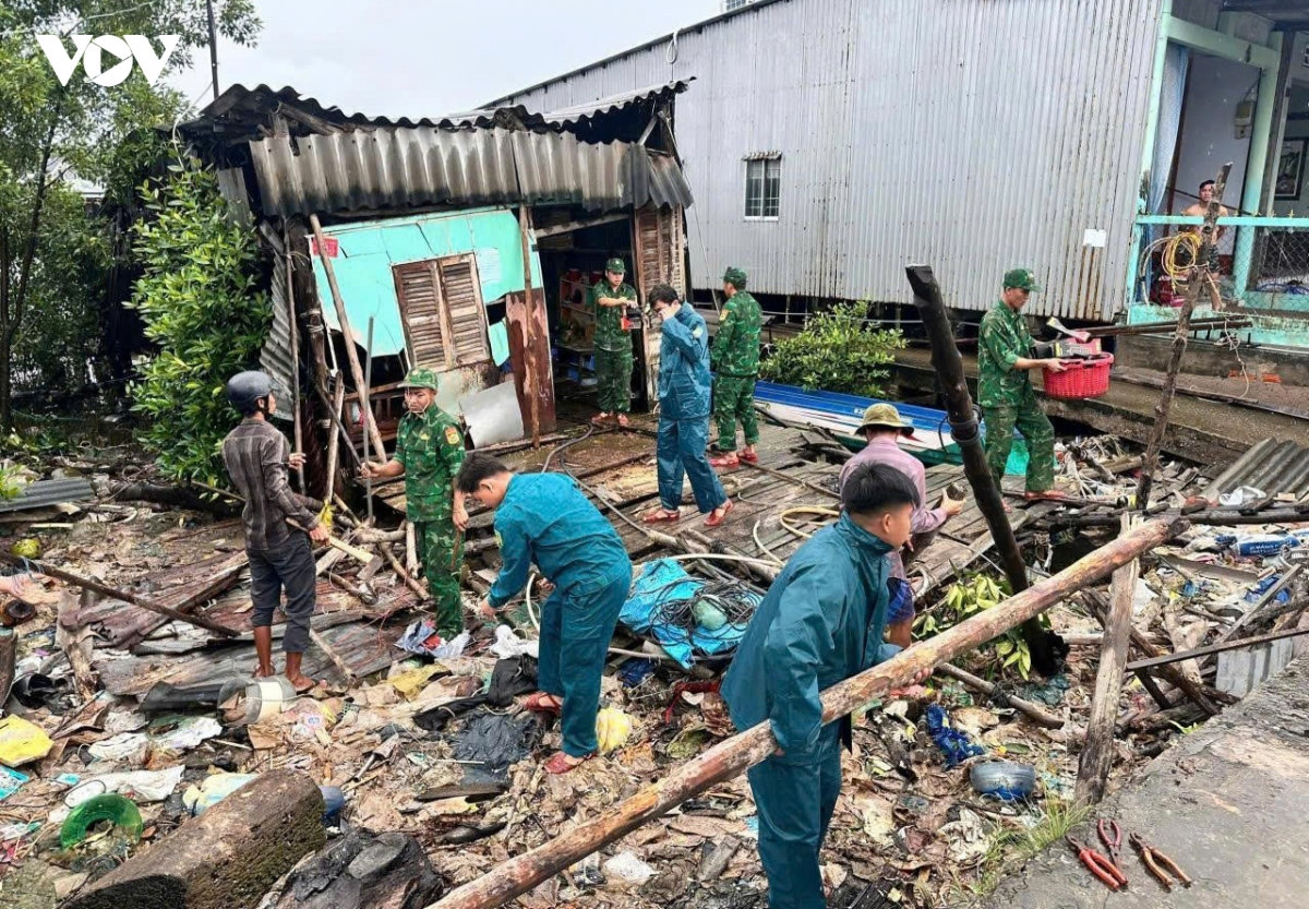 hơn 4.200 ha lúa ở cà mau bị ngập úng hình ảnh 1 hon 4.200 ha lua o ca mau bi ngap ung hinh anh 1