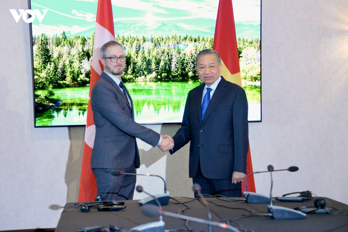 tong bi thu, chu tich nuoc to lam tiep lanh dao Dang cong san canada hinh anh 1