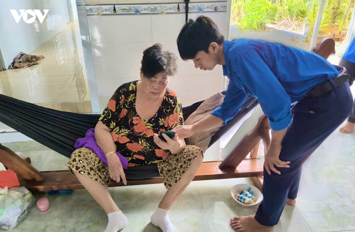 Dua dich vu cong den tan nha nguoi yeu the hinh anh 3