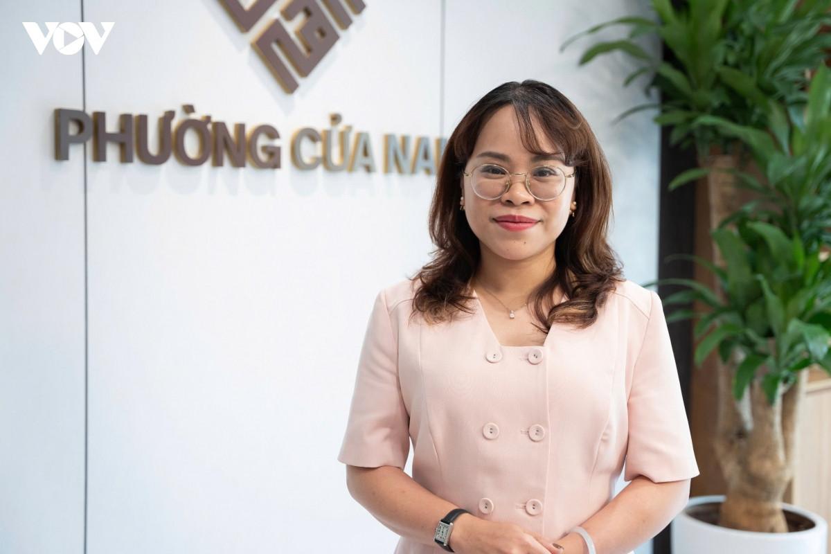phu huynh ha noi tan tay kiem tra tung mieng ca, bo rau tai bep an ban tru cua con hinh anh 14