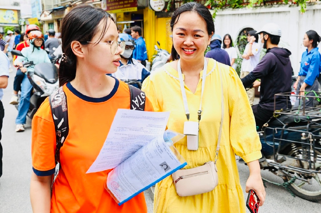 Bộ GD&ĐT đề xuất nếu tổ chức thi tuyển vào lớp 10, học sinh sẽ chỉ thi 2 môn Toán và Ngữ văn. (Ảnh minh họa: Minh Đức)