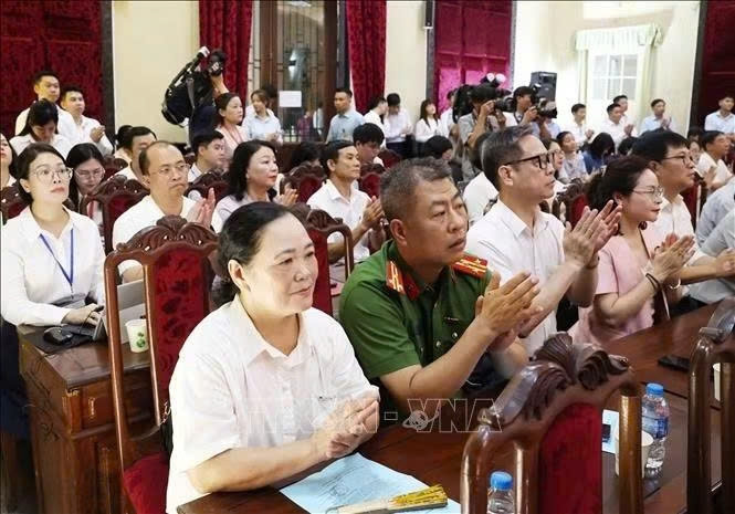 tong bi thu, chu tich nuoc to lam tiep xuc cu tri ha noi hinh anh 5