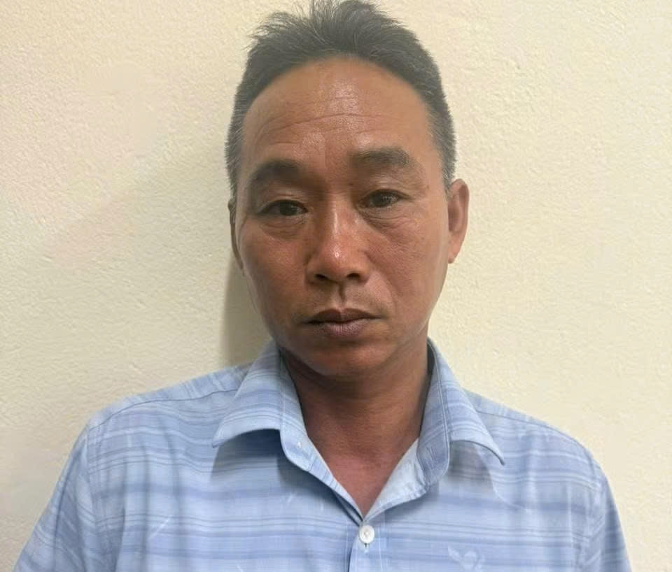 khoi to thuyen truong di lech luong, va da ngam khien 2 nguoi tu vong hinh anh 1