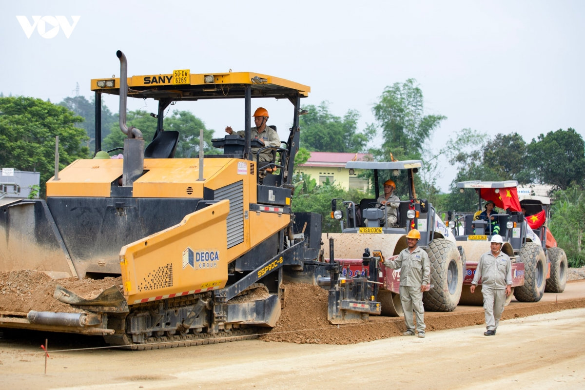 Dua doan cao toc tan thanh - Dong khe vao khai thac dip tet 2027 hinh anh 3