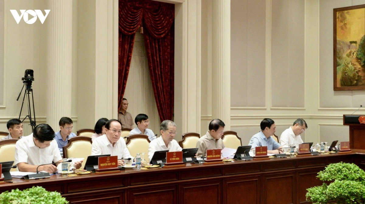 tong bi thu, chu tich nuoc to lam chu tri phien hop ve hoan thien the che hinh anh 3
