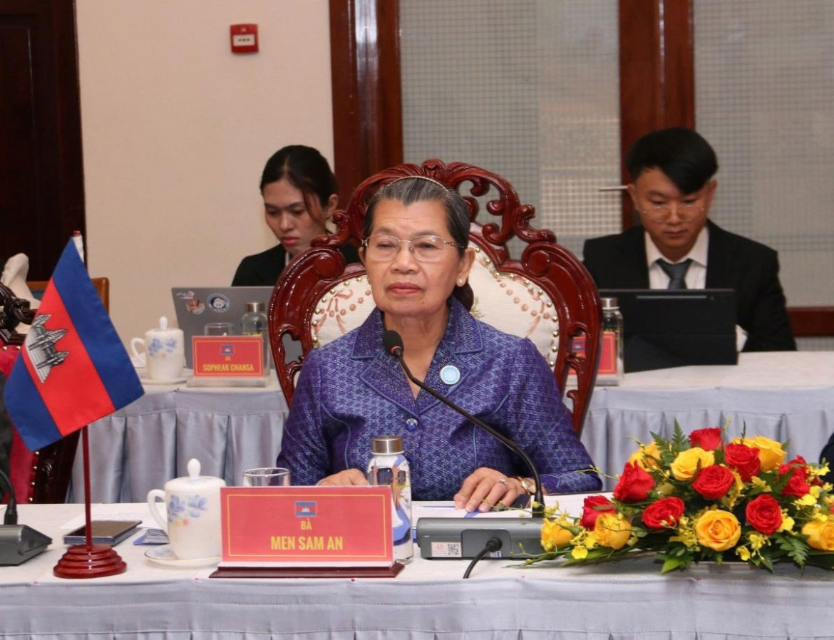 việt nam - campuchia tăng cường bảo vệ, phát huy giá trị các Đài hữu nghị hình ảnh 3 viet nam - campuchia tang cuong bao ve, phat huy gia tri cac Dai huu nghi hinh anh 3