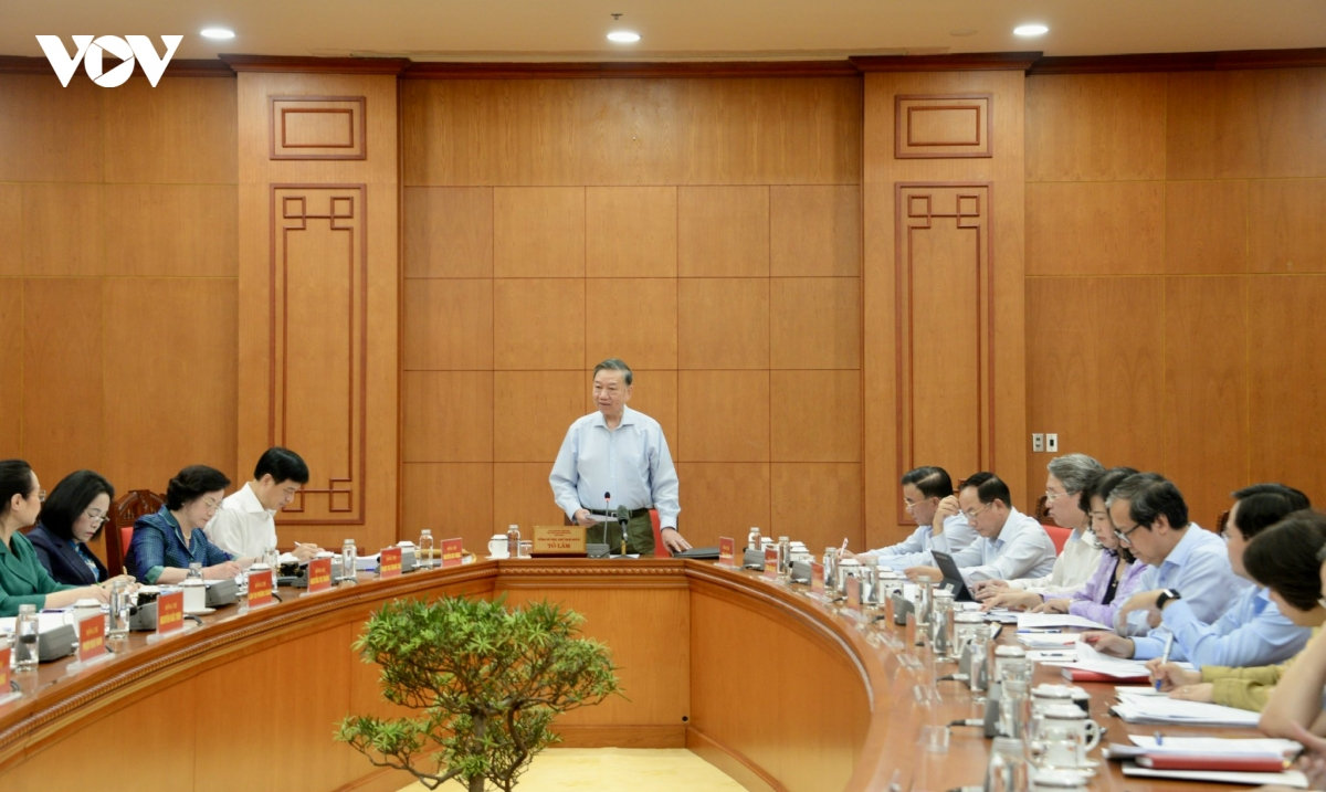 tổng bí thư, chủ tịch nước phải coi sức khỏe người dân là một bộ phận của sức mạnh quốc gia hình ảnh 2 tong bi thu, chu tich nuoc phai coi suc khoe nguoi dan la mot bo phan cua suc manh quoc gia hinh anh 2