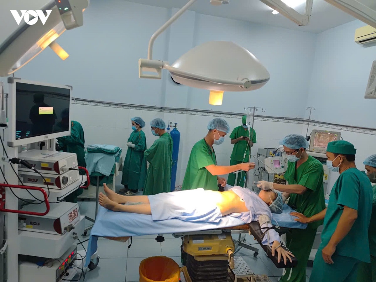 bệnh nhân Đặc khu phú quý lần đầu được mổ nội soi ổ bụng ngay tại đảo hình ảnh 3 benh nhan Dac khu phu quy lan dau duoc mo noi soi o bung ngay tai dao hinh anh 3