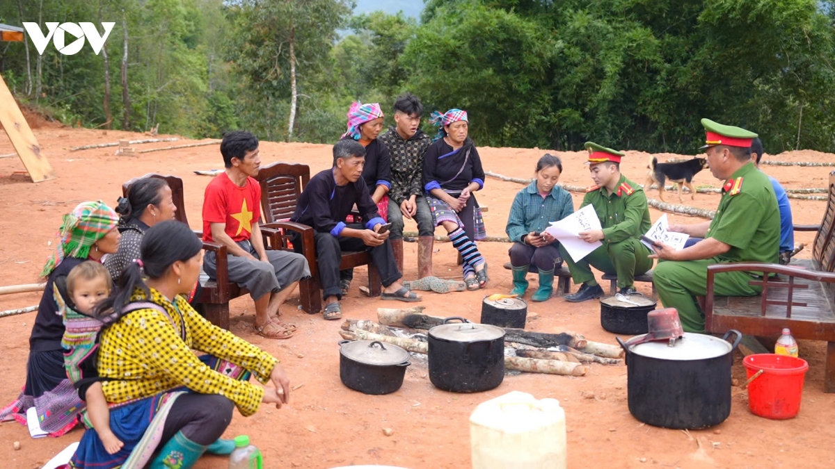 lào cai đưa vneid đến gần người dân vùng cao hình ảnh 6 lao cai dua vneid den gan nguoi dan vung cao hinh anh 6