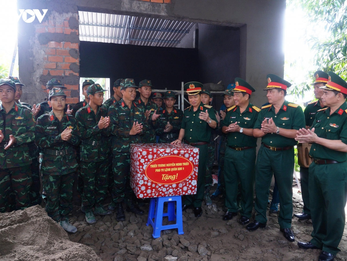 chiến dịch xóa nhà tạm, nhà dột nát ở cần thơ thần tốc, lan tỏa nghĩa tình hình ảnh 3 chien dich xoa nha tam, nha dot nat o can tho than toc, lan toa nghia tinh hinh anh 3