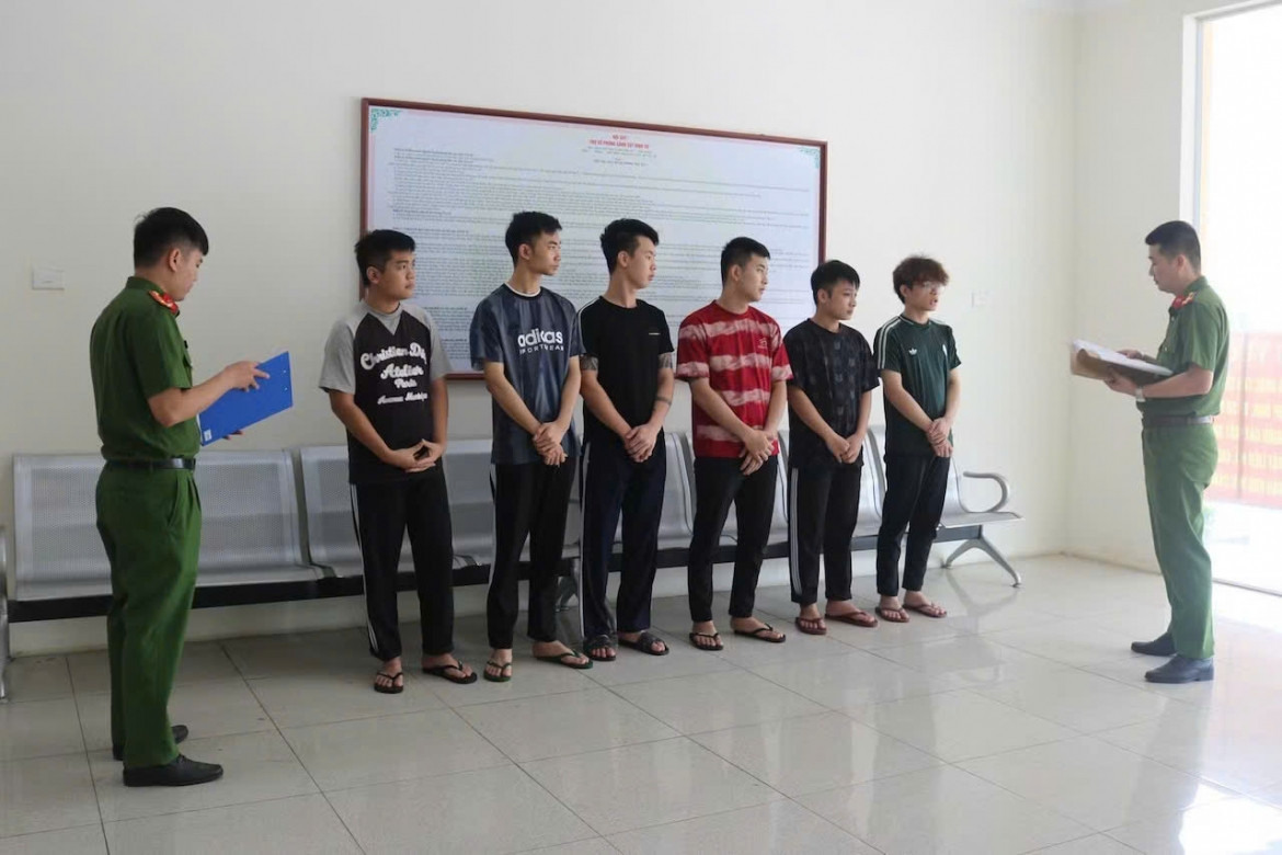 dung 40 tai khoan ngan hang nhan, chuyen hon 1.000 ty dong tien danh bac hinh anh 1
